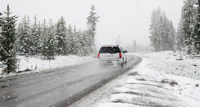 carro estrada neve gelo